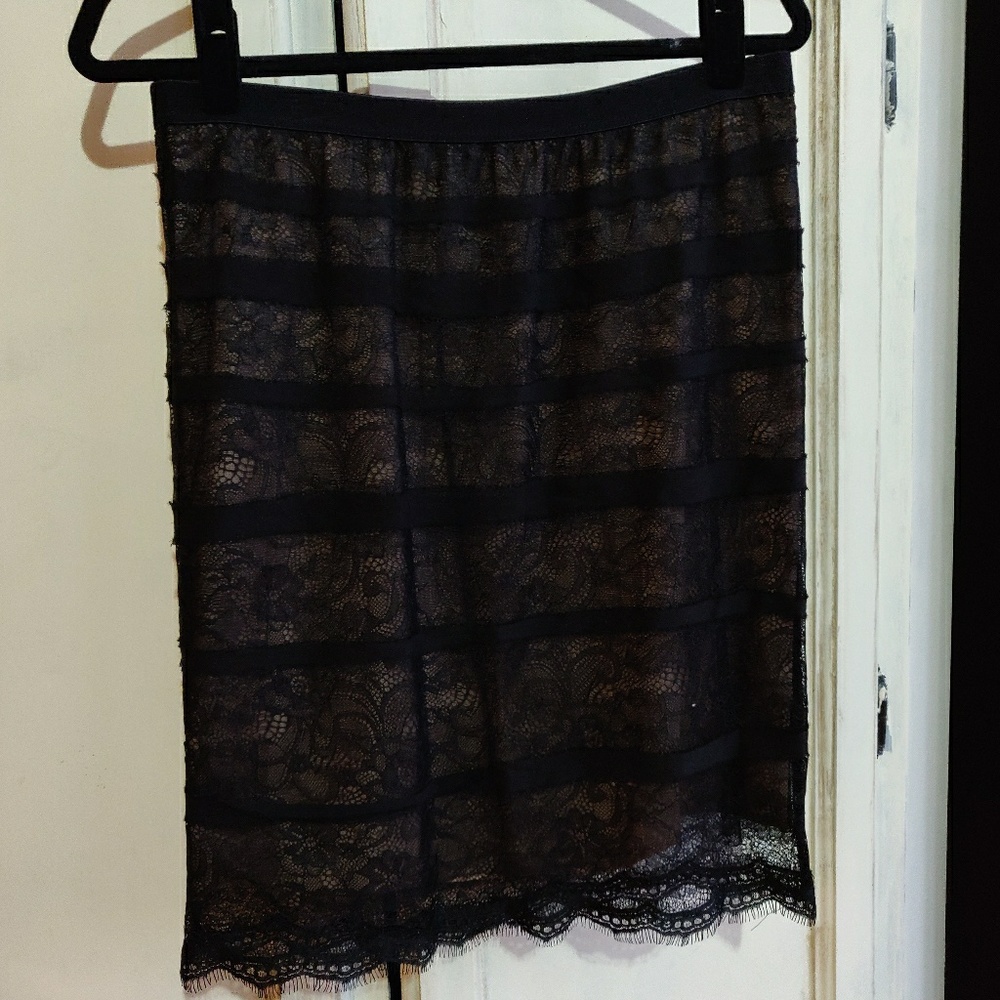 Bcbg lace skirt